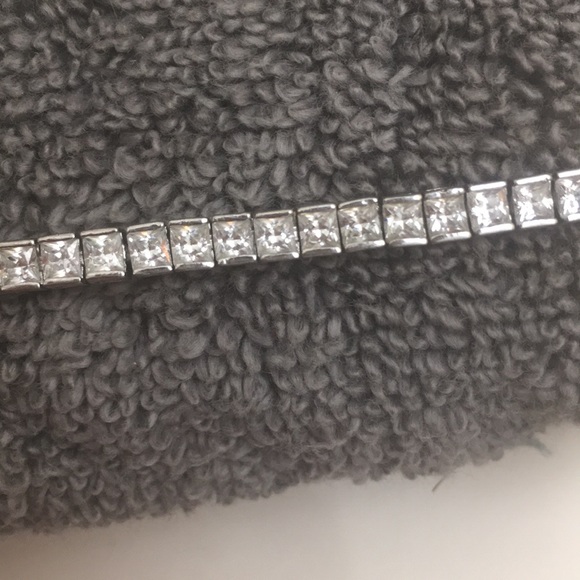 .925 sterling silver tennis bracelet - Picture 3 of 4